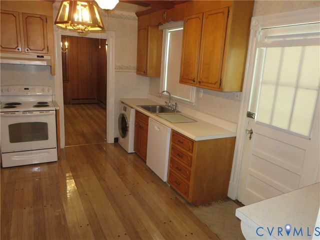 1605 Francis Rd, Glen Allen, VA 23059