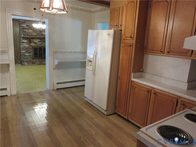 1605 Francis Rd, Glen Allen, VA 23059