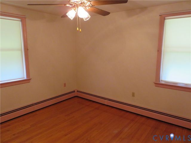 1605 Francis Rd, Glen Allen, VA 23059