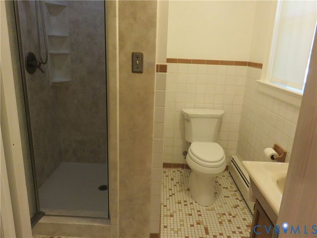 1605 Francis Rd, Glen Allen, VA 23059
