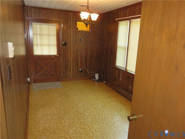 1605 Francis Rd, Glen Allen, VA 23059