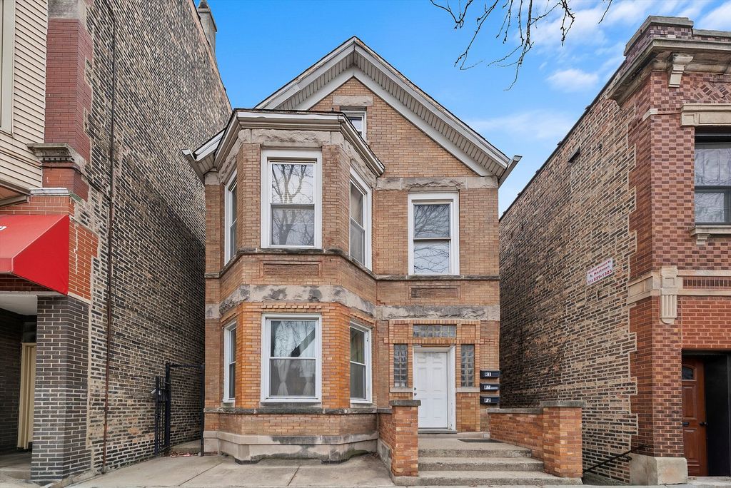 2420 S Oakley Avenue 2, Chicago, IL 60608