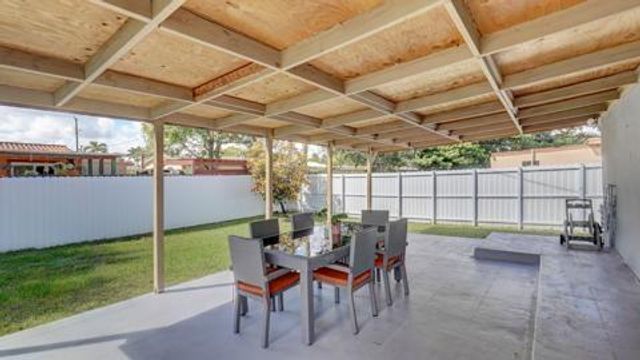 4186 SW 48th Ct, Fort Lauderdale, FL 33314