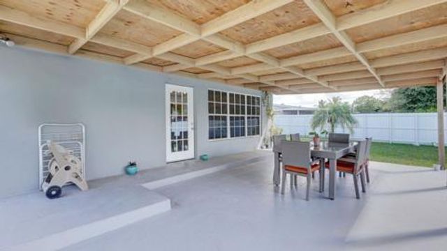 4186 SW 48th Ct, Fort Lauderdale, FL 33314