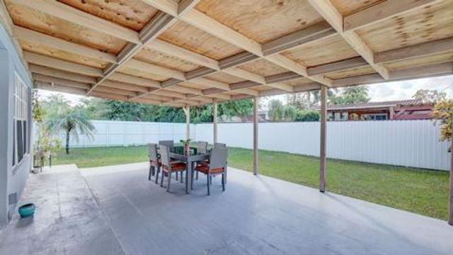 4186 SW 48th Ct, Fort Lauderdale, FL 33314