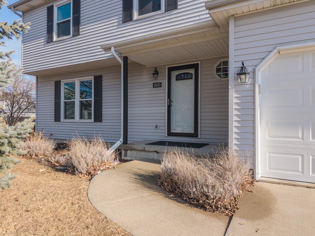 1600 Surrey Street, Normal, IL 61761