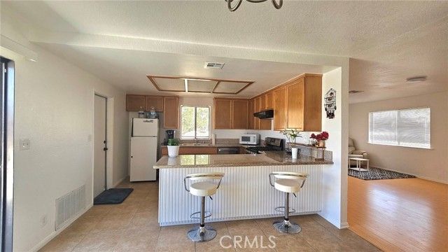 10409 Redwood Boulevard, California City, CA 93505