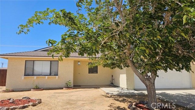 10409 Redwood Boulevard, California City, CA 93505