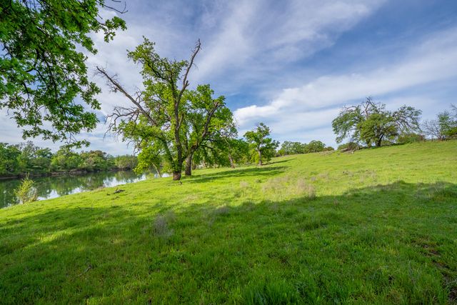 22080 Forbes Way, Red Bluff, CA 96080