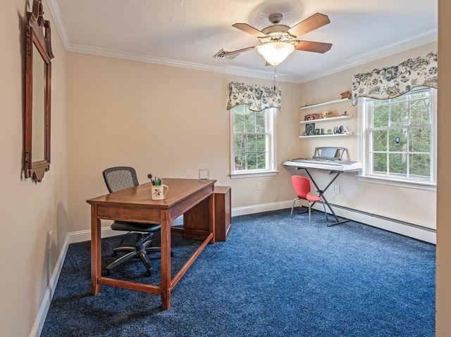 25 Watson Ln, Rutland, MA 01543