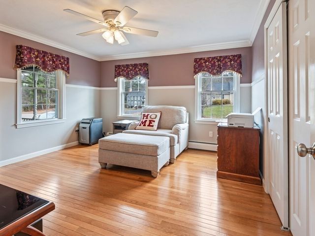 25 Watson Ln, Rutland, MA 01543