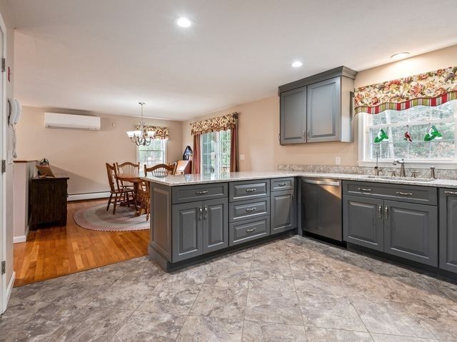 25 Watson Ln, Rutland, MA 01543