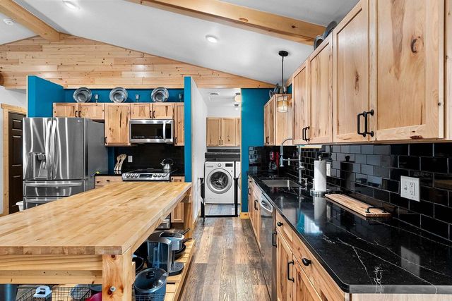 W9988 TERRI LANE, Crivitz, WI 54114