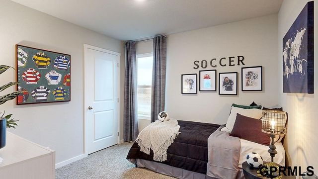 11909 S 114th Avenue, Papillion, NE 68046