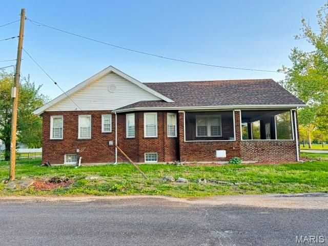 1378 N Park Drive, East St Louis, IL 62204