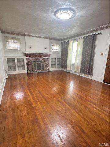 1378 N Park Drive, East St Louis, IL 62204