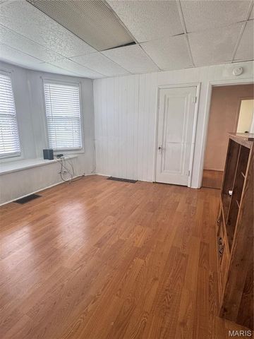 1378 N Park Drive, East St Louis, IL 62204