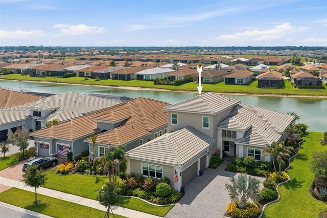 9111 SW Roccia Way, Port St. Lucie, FL 34987