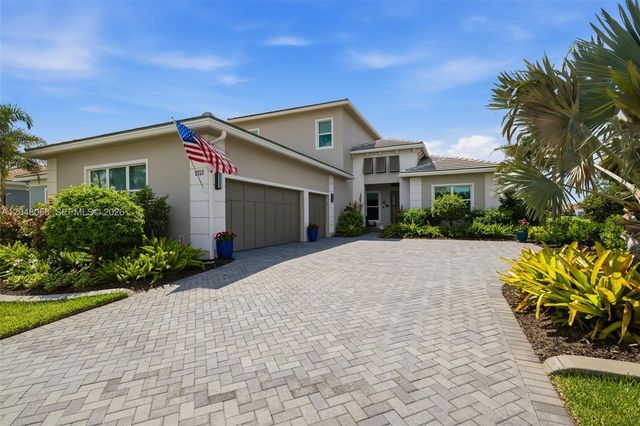 9111 SW Roccia Way, Port St. Lucie, FL 34987