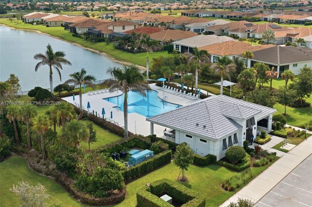 9111 SW Roccia Way, Port St. Lucie, FL 34987