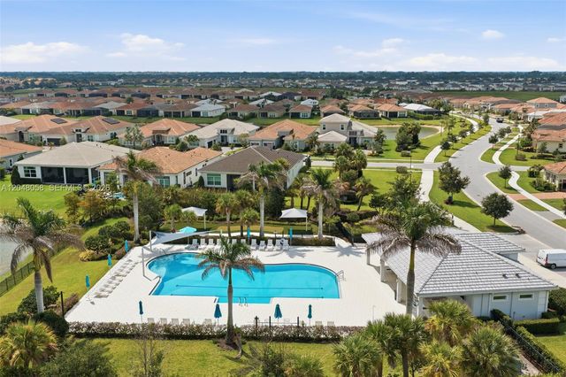9111 SW Roccia Way, Port St. Lucie, FL 34987