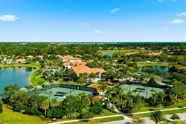 9111 SW Roccia Way, Port St. Lucie, FL 34987