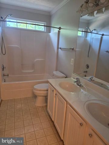 35175 PHEASANT RIDGE RD, Locust Grove, VA 22508