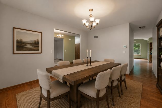 972 Canyon Trail Court, Yorkville, IL 60560