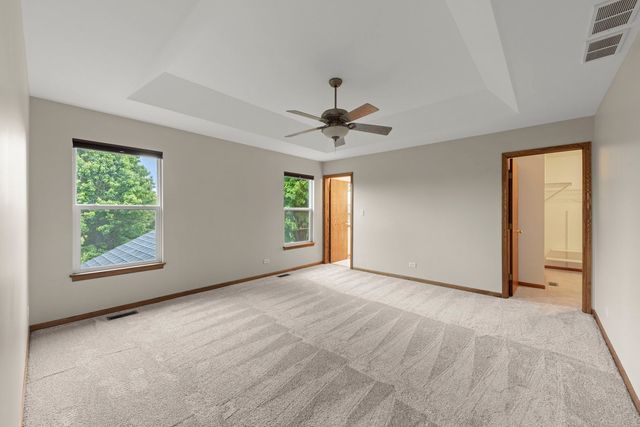 972 Canyon Trail Court, Yorkville, IL 60560