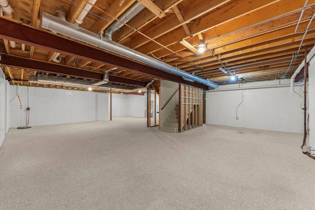 972 Canyon Trail Court, Yorkville, IL 60560