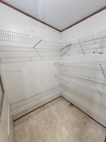 5864 Cartier Road H, West Palm Beach, FL 33417