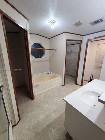 5864 Cartier Road H, West Palm Beach, FL 33417