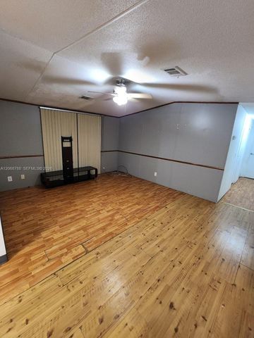 5864 Cartier Road H, West Palm Beach, FL 33417