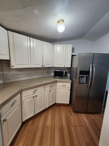 5864 Cartier Road H, West Palm Beach, FL 33417
