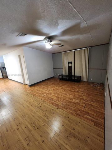 5864 Cartier Road H, West Palm Beach, FL 33417