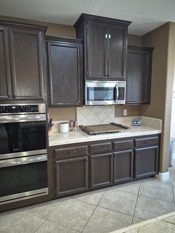 2275 Casa Dulce Way, Plumas Lake, CA 95961