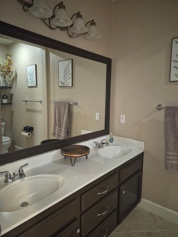 2275 Casa Dulce Way, Plumas Lake, CA 95961