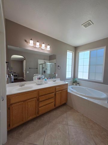 2275 Casa Dulce Way, Plumas Lake, CA 95961