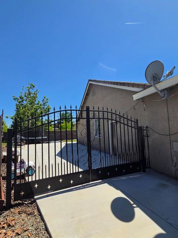 2275 Casa Dulce Way, Plumas Lake, CA 95961