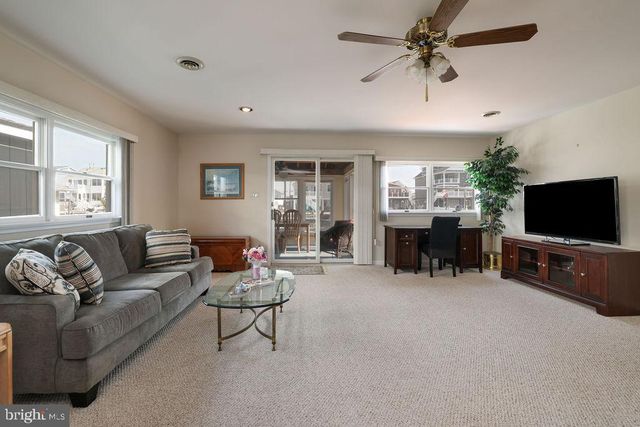 28 W HUDSON DR, Little Egg Harbor Twp, NJ 08087