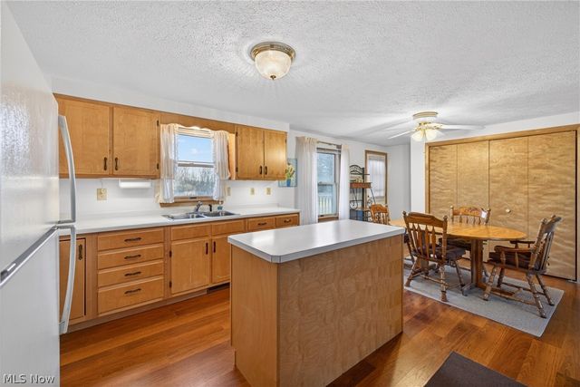 16801 Kinsman Road, Middlefield, OH 44062