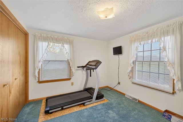 16801 Kinsman Road, Middlefield, OH 44062