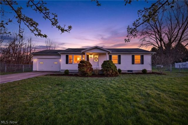 16801 Kinsman Road, Middlefield, OH 44062