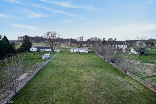 16801 Kinsman Road, Middlefield, OH 44062