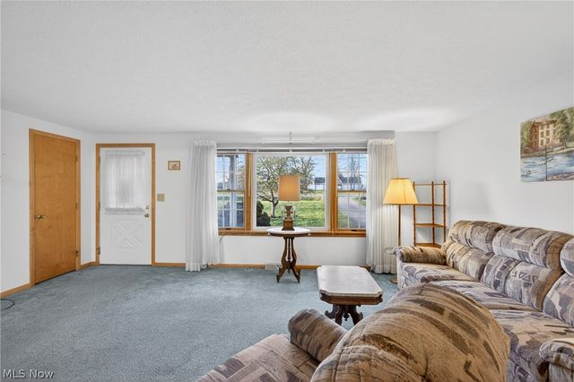 16801 Kinsman Road, Middlefield, OH 44062