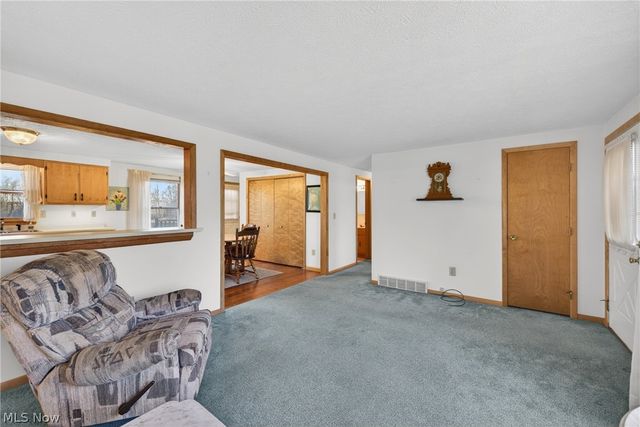 16801 Kinsman Road, Middlefield, OH 44062