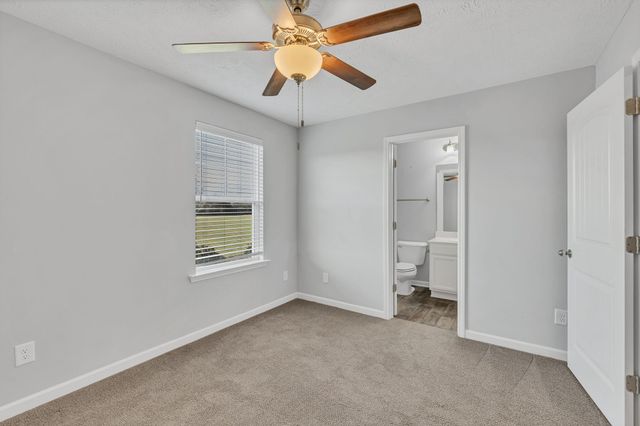 1037 Tradition Trl, Murfreesboro, TN 37130