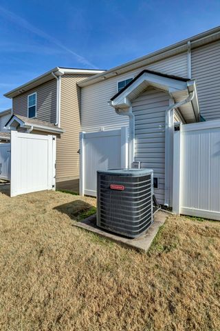 1037 Tradition Trl, Murfreesboro, TN 37130