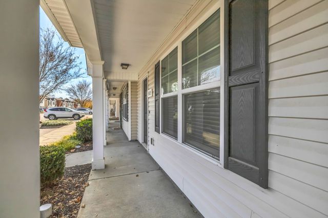 1037 Tradition Trl, Murfreesboro, TN 37130