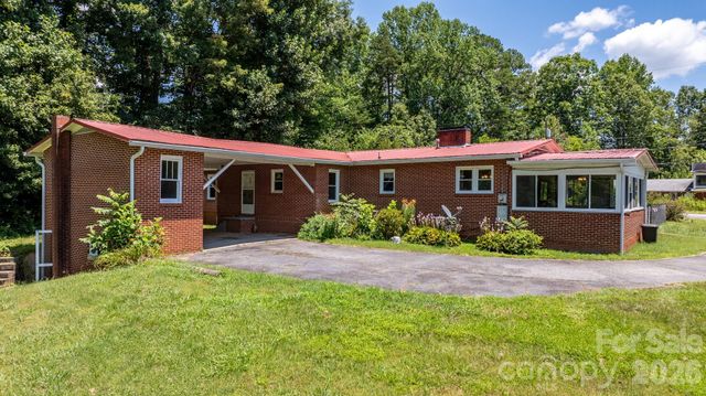 6264 US 221 Highway S, Marion, NC 28752